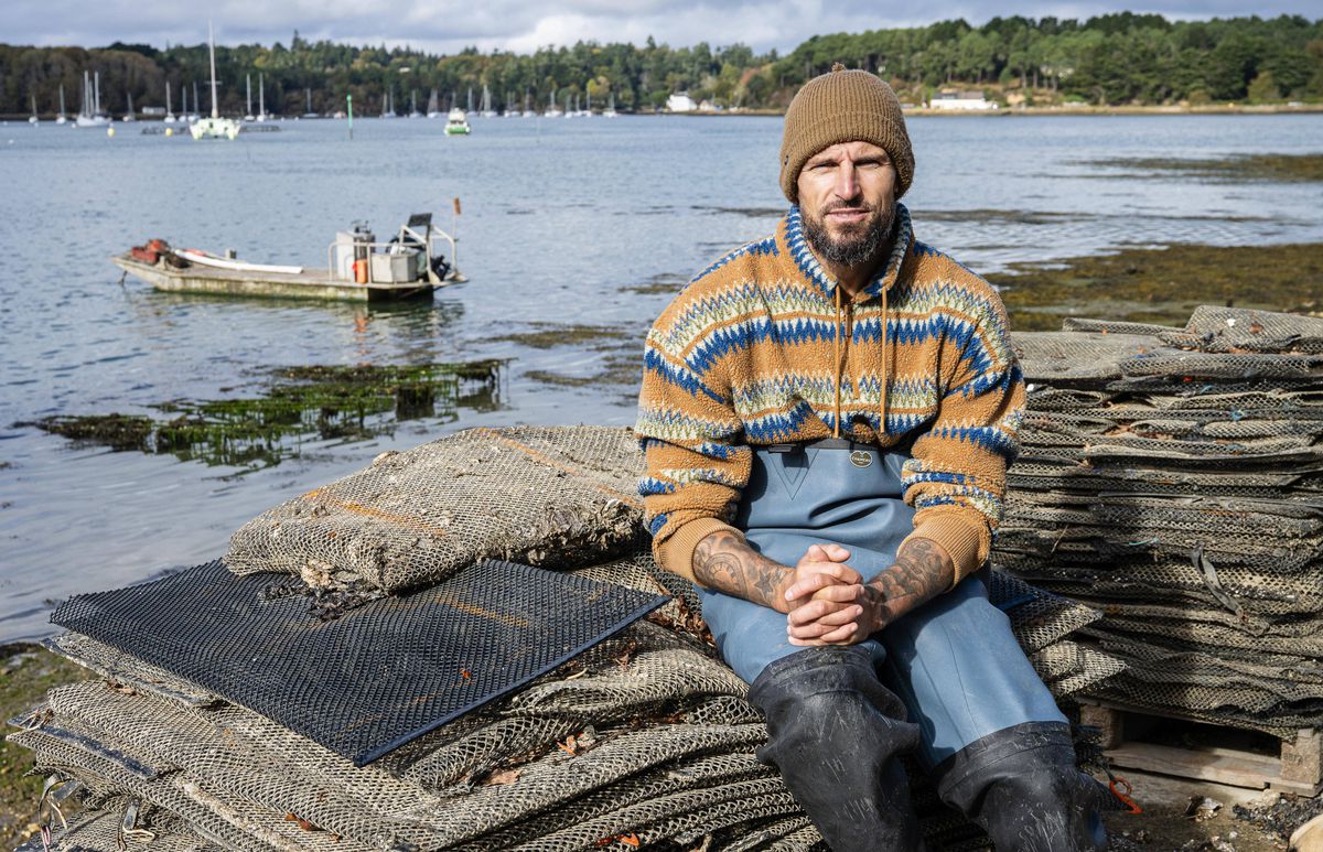 A renunțat la fotbal în 2024: fostul internațional al Franței se dedică... recoltării de stridii » „Îmi place în spatele tejghelei și la vase”