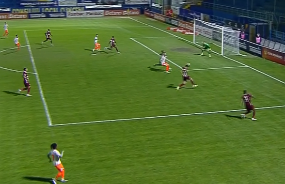 Nu s-a putut abține! Jucătorul lui CFR Cluj a făcut un penalty caraghios cu Metaloglobus și intră direct în ședință cu Pancu