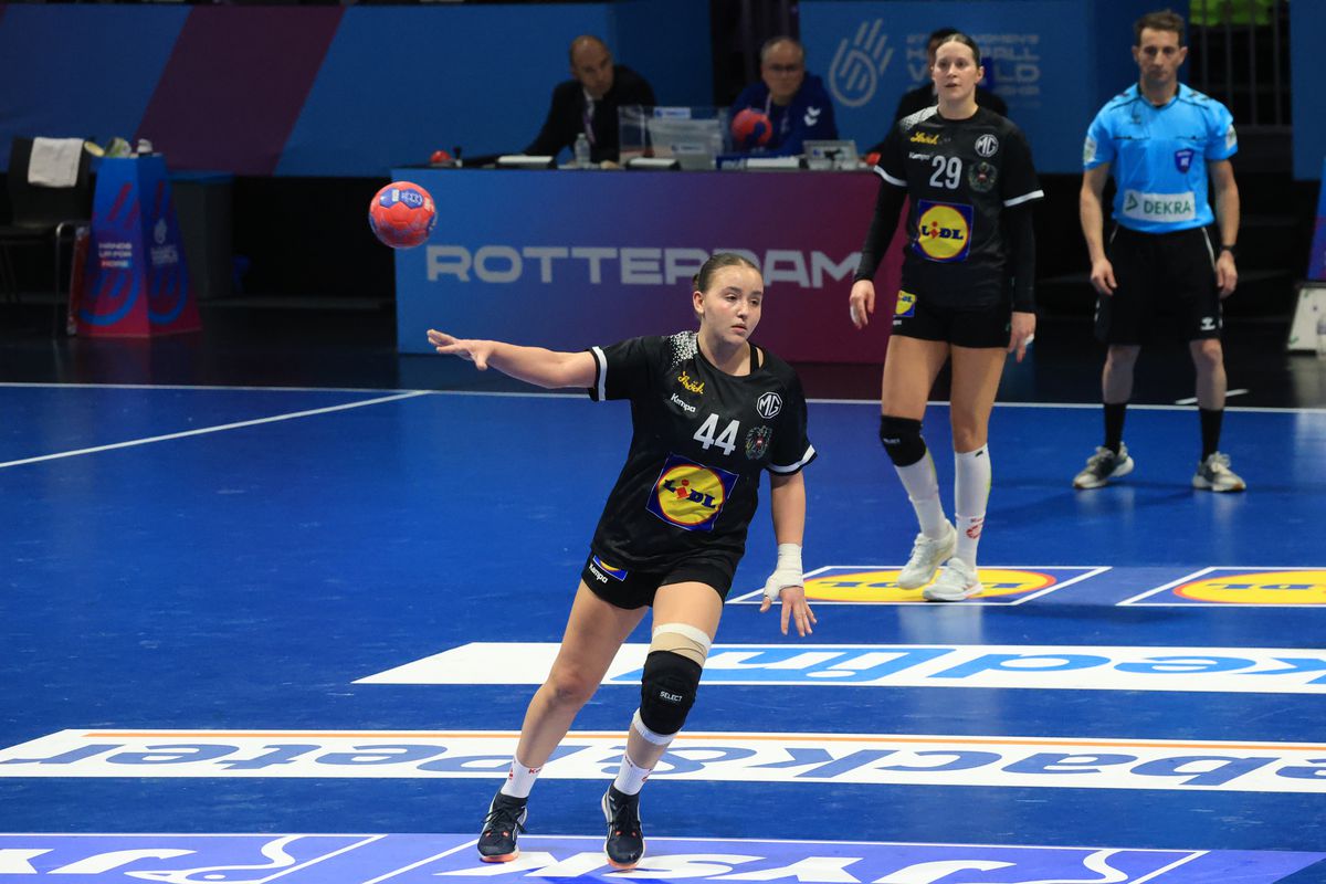 Favorita Franța a venit cu baricada la Rotterdam! A avut nevoie de o repriză pentru adaptare