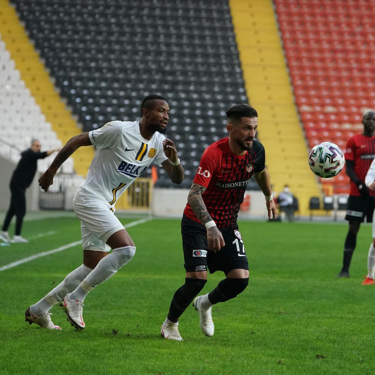 VIDEO Șumudică, spectacol complet după victoria lui Gaziantep » Comedia a continuat în timpul conferinței 