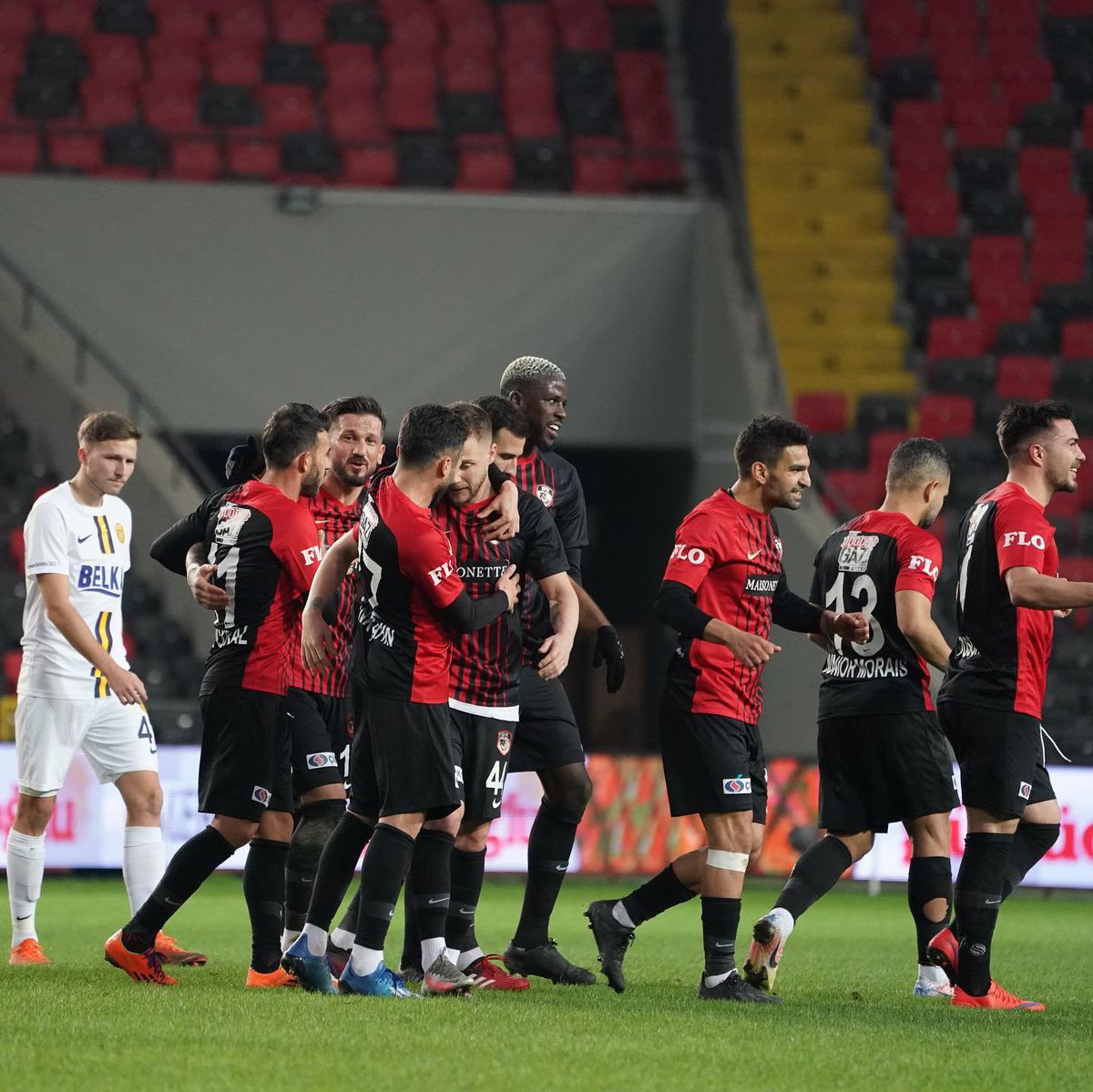 VIDEO Șumudică, spectacol complet după victoria lui Gaziantep » Comedia a continuat în timpul conferinței 