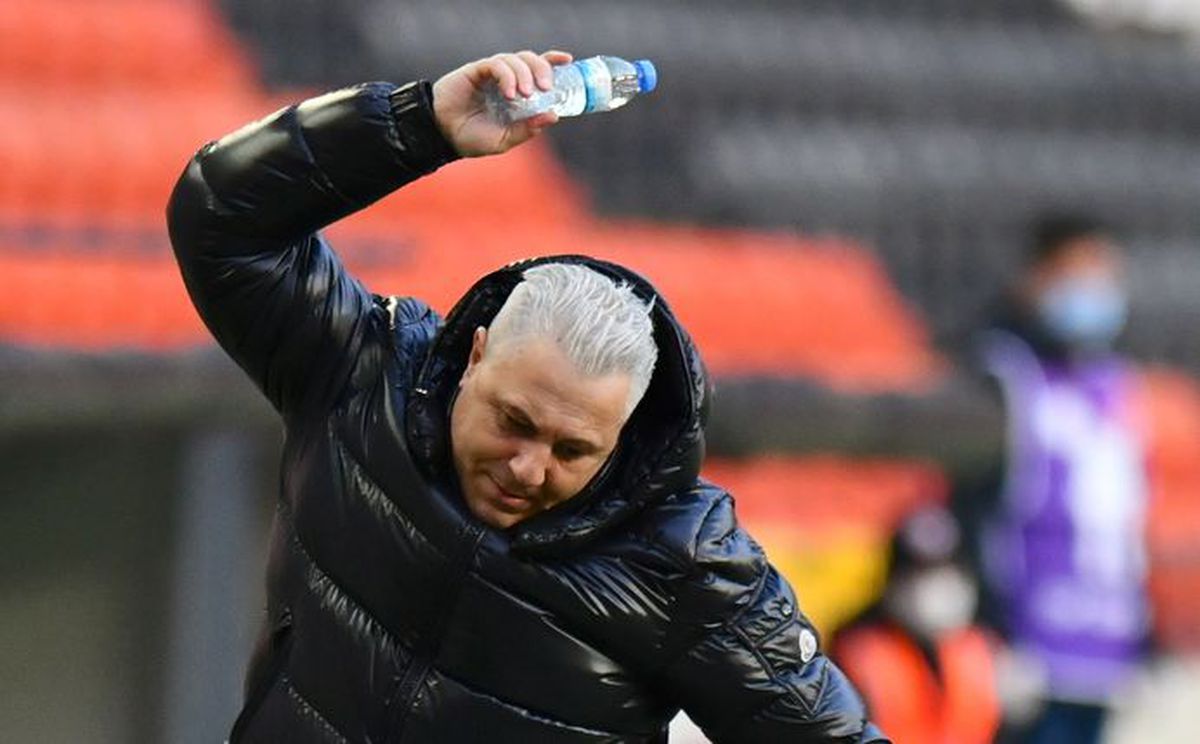 Șumudică, regretat de oficialul de la FCSB cu care s-a certat: „Primesc mesaje vocale de la el. Ar fi făcut performanță cu echipa”