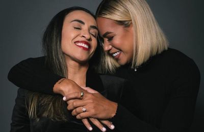 Cea mai bună fotbalistă din lume se căsătorește cu colega sa!