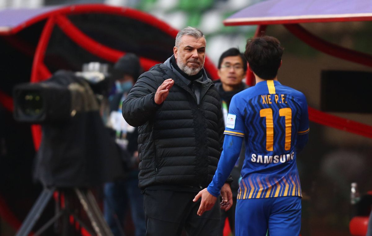 EXCLUSIV Virusul care a dat lumea peste cap a plecat de la Wuhan, dar viaţa în China nu s-a schimbat prea mult! Cosmin Olăroiu, afirmaţie-şoc: „E cea mai liberă țară din lume”