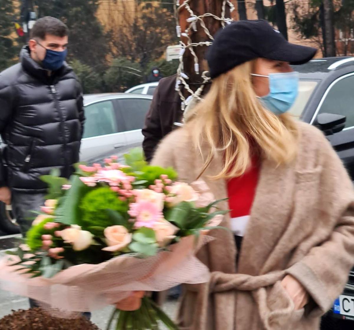 FOTO Simona Halep s-a relaxat la munte, cu o lună înainte de Australian Open » A fost primită cu pâine și sare + ce cadou inedit i s-a pregătit