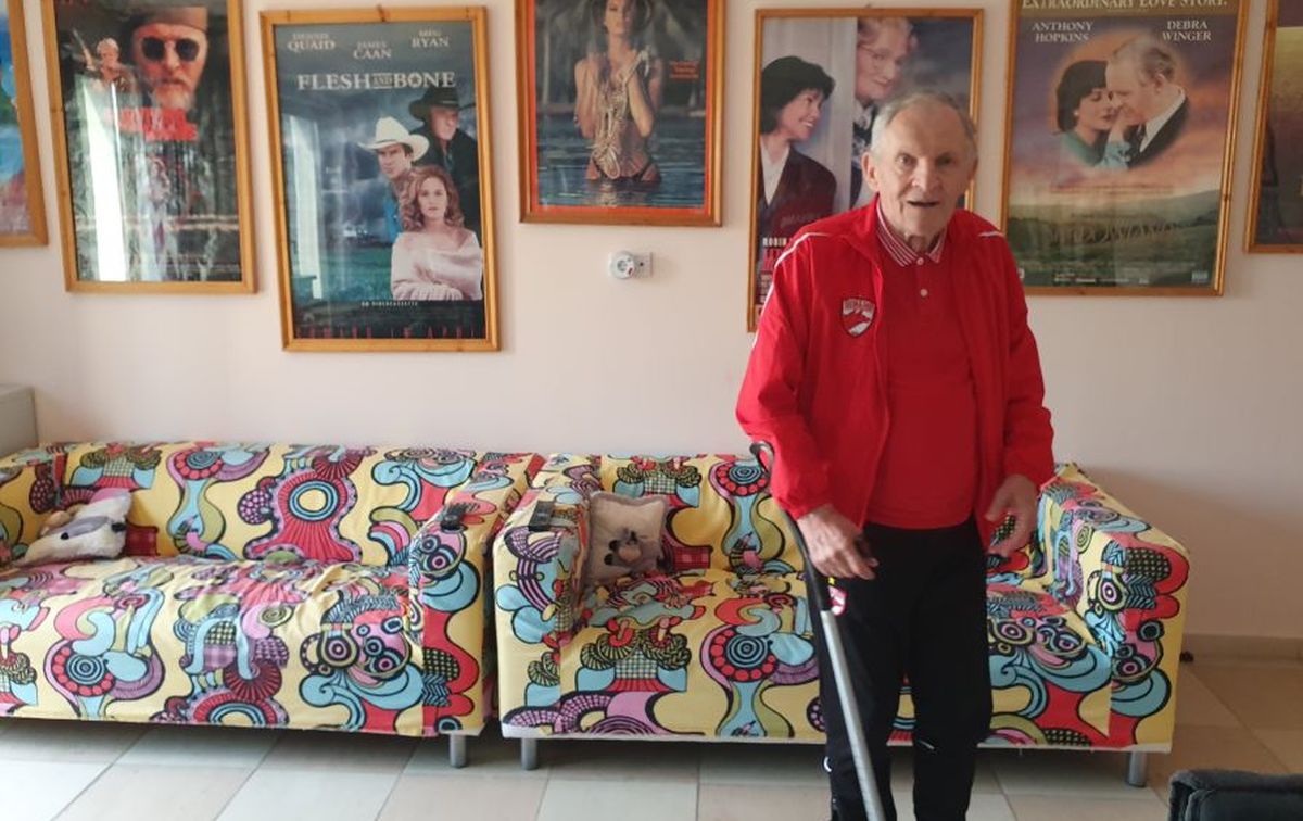 Mircea Stoenescu, condus pe ultimul drum de familie și foști colegi de la Dinamo » 30 de oameni au venit la înmormântare