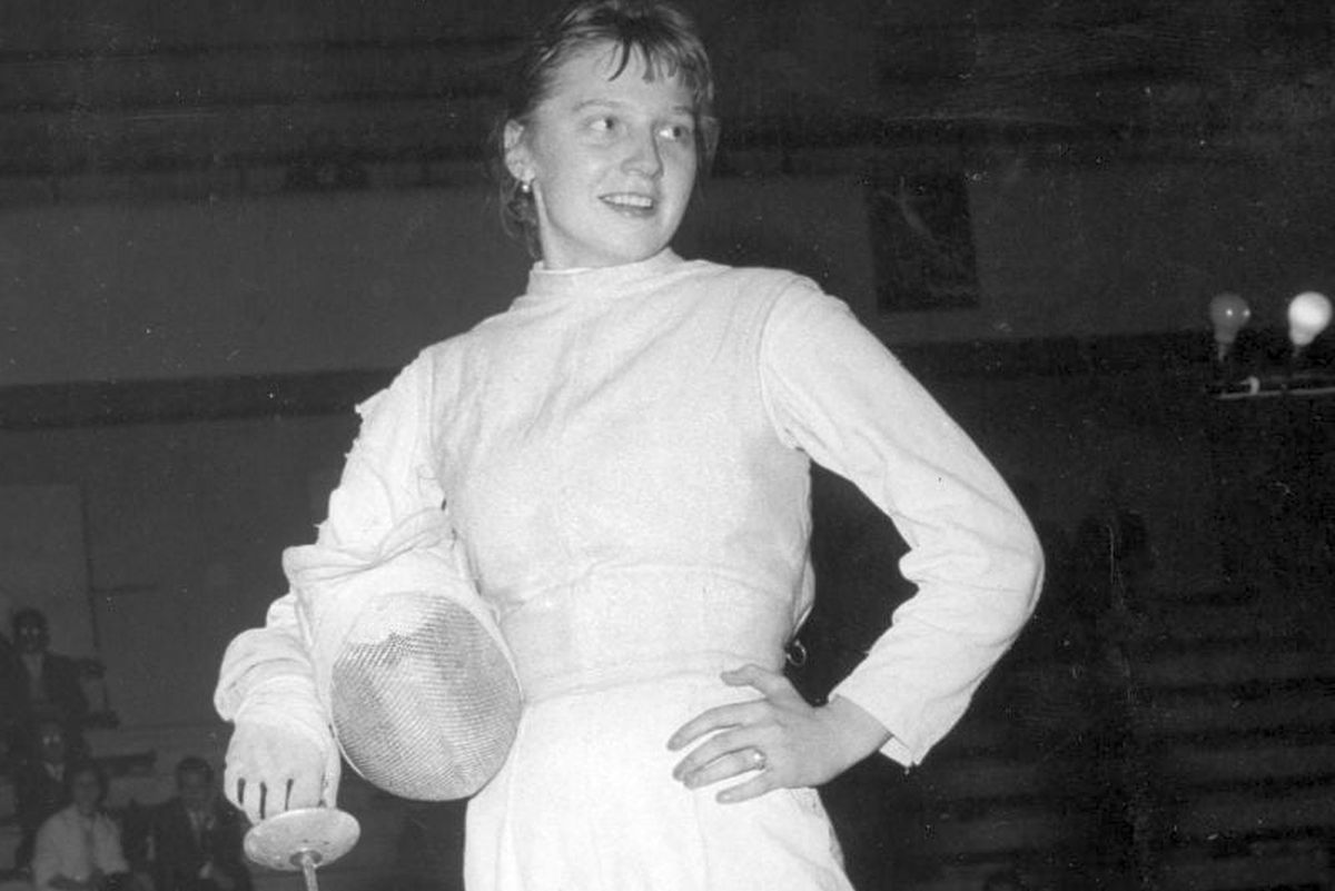 Olga Orban-Szabo, prima medaliată olimpică a scrimei româneşti, s-a stins astăzi, la vârsta de 83 de ani