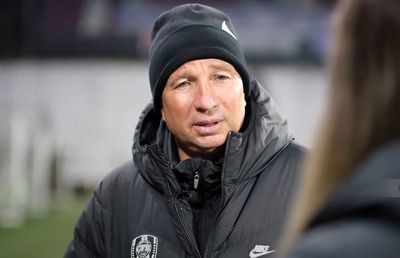 Dan Petrescu se felicită pentru decizia luată la meciul cu Voluntari: „Am riscat, nimeni nu făcea asta” + Ce a spus despre derby-ul cu FCSB