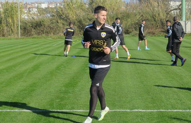 Al doilea transfer al iernii la Petrolul: mijlocaș cu 119 meciuri în Serbia