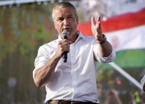 „Am pornit o mică revoluție!” » Neamțul de pe banca lui Sepsi, întrebat direct: „Cât de departe e naționala României de Ungaria?”. Cum a răspuns