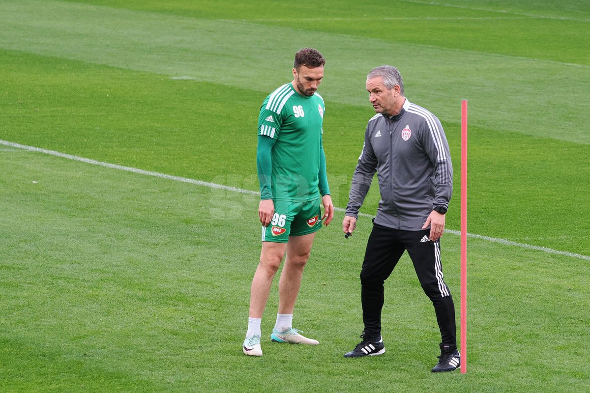 Pe cale de dispariție în România » Cum arată antrenamentele lui Sepsi sub Bernd Storck: neamțul, din altă ligă + cum și-a pedepsit jucătorii