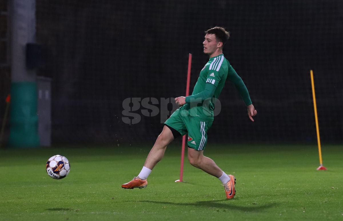 Pe cale de dispariție în România » Cum arată antrenamentele lui Sepsi sub Bernd Storck: neamțul, din altă ligă + cum și-a pedepsit jucătorii