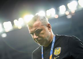 După ce fanii i-au cerut demisia, Cosmin Olăroiu a aflat decizia conducerii