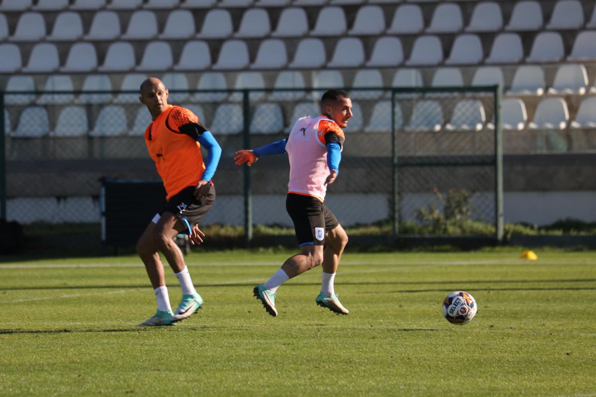 Monitorizați din dronă! Oltenii au trecut la un alt nivel, antrenamente speciale în Turcia sub comanda bulgarului Ivaylo Petev