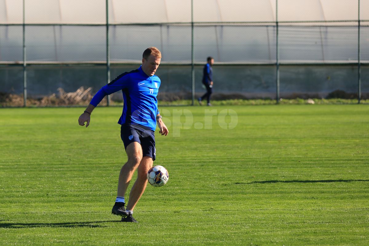 Neschimbat! La 43 de ani, fostul căpitan din Liga 1 se pregătește cot la cot cu fotbaliști mai tineri cu 20 de ani! GSP a surprins imaginile în Antalya