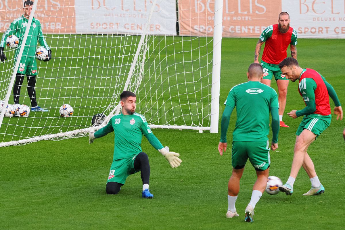 Pe cale de dispariție în România » Cum arată antrenamentele lui Sepsi sub Bernd Storck: neamțul, din altă ligă + cum și-a pedepsit jucătorii