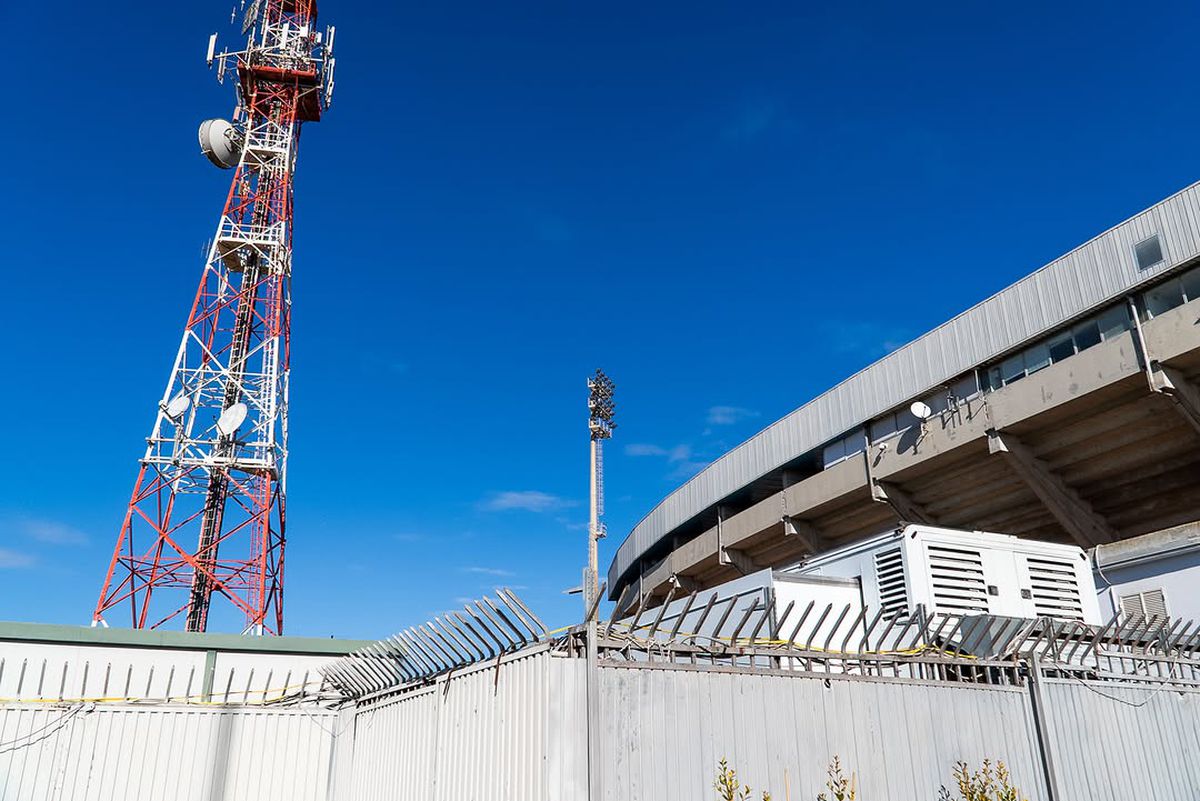 Dan Șucu, prezent pe stadionul Via del Mare, înainte de Lecce - Genoa. Foto: Instagram