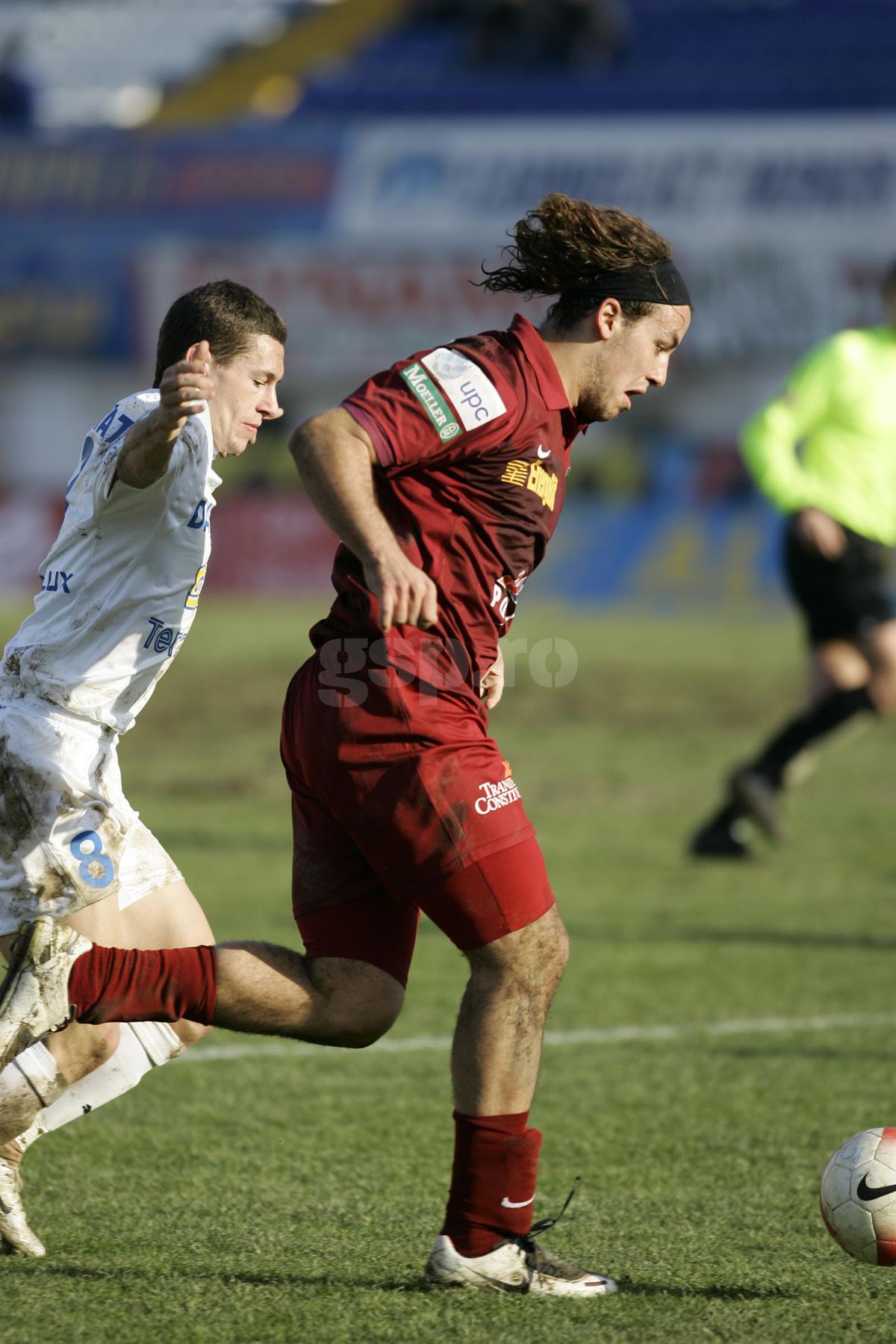 GLORIA BISTRITA - CFR CLUJ 2-2_24.11.2007