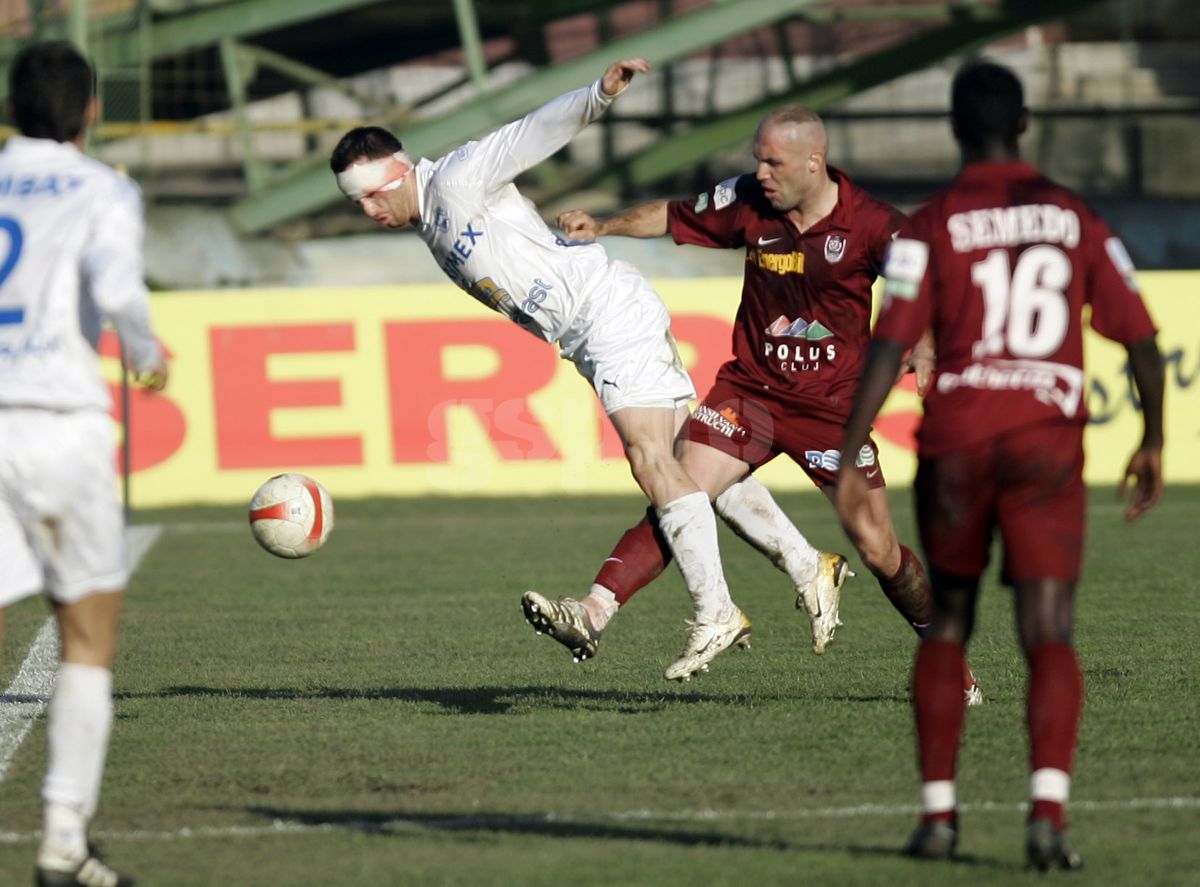 GLORIA BISTRITA - CFR CLUJ 2-2_24.11.2007