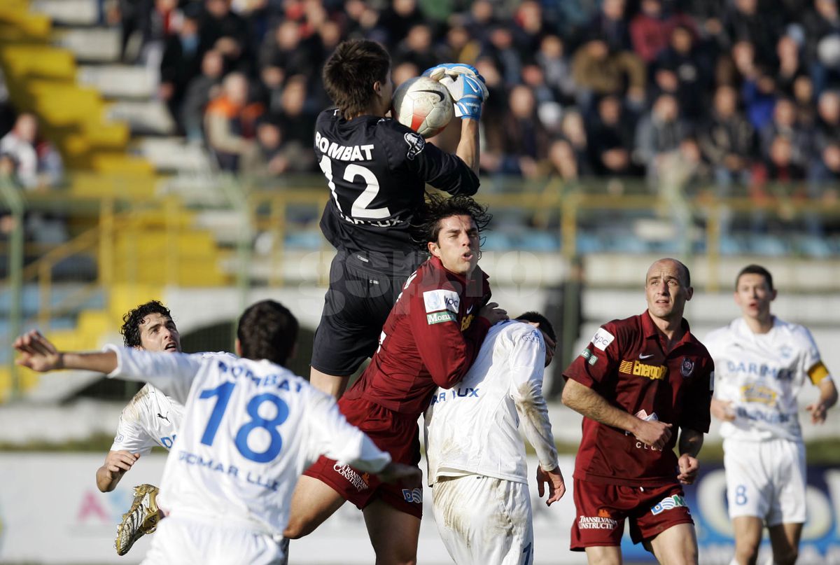 GLORIA BISTRITA - CFR CLUJ 2-2_24.11.2007