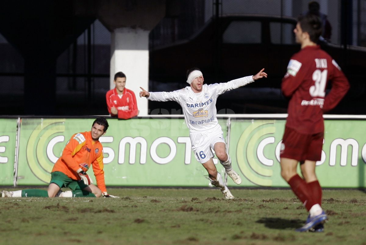 GLORIA BISTRITA - CFR CLUJ 2-2_24.11.2007