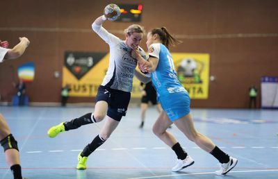 Zi perfectă pentru CSM București în „Liga Florilor” » Încă o urmăritoare s-a încurcat: eșec la Brăila + toate rezultatele zilei