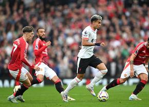 Liverpool - Manchester United, derby-ul începutului de an în Premier League » Echipele de start + cotele bookmakerilor