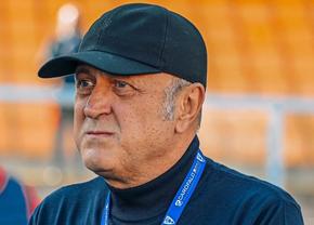 Lecce - Genoa, primul meci cu Dan Șucu prezent la stadion » Ocazii uluitoare pentru Genoa în finalul primei reprize