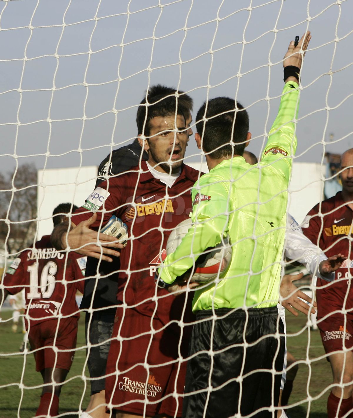 GLORIA BISTRITA - CFR CLUJ 2-2_24.11.2007