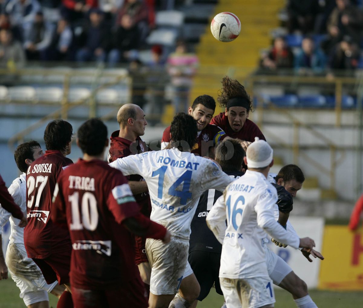 GLORIA BISTRITA - CFR CLUJ 2-2_24.11.2007