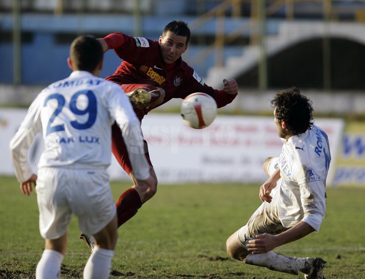 GLORIA BISTRITA - CFR CLUJ 2-2_24.11.2007