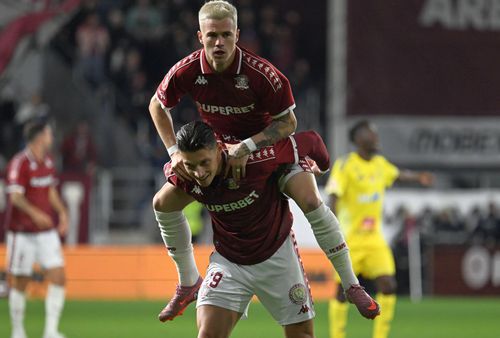 Alex Dobre și Claudiu Petrila, de la Rapid // foto: Imago Images