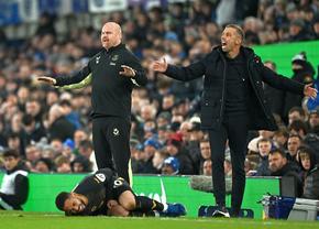 Un fost antrenor din Premier League negociază să-i ia locul celui care vine la Chelsea