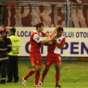 Gualberto Campos, lângă „Săgeată” Niculae / FOTO: Arhivă Gazeta Sporturilor