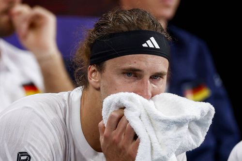 VIDEO Zverev, criză de nervi pe teren: „Tipul abia merge, e o nebunie!”