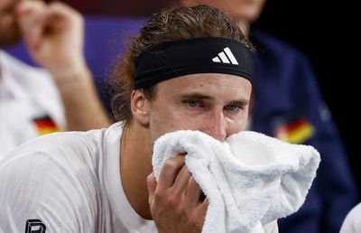 Zverev, criză de nervi pe teren: „Tipul abia merge, e o nebunie!”