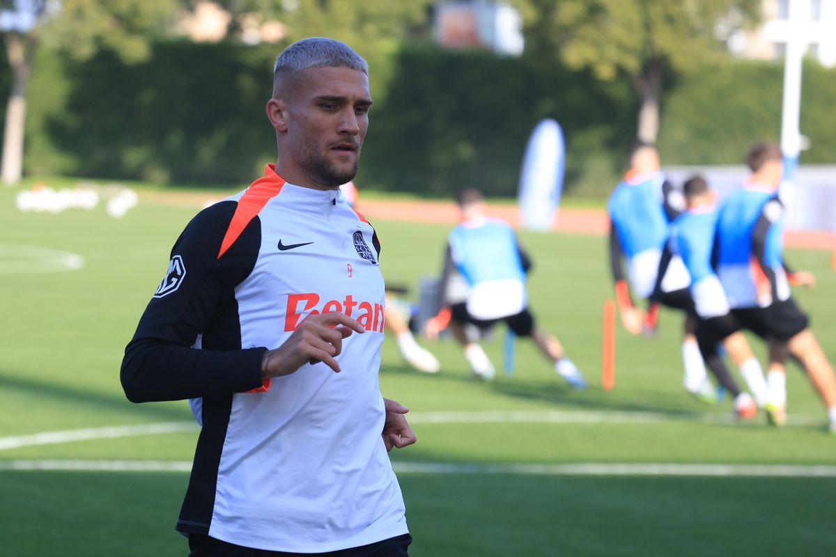 Chinuiți în Antalya » Fotbaliștii de la FCSB, „storși” de Neubert la antrenament! Imagini tari din Turcia