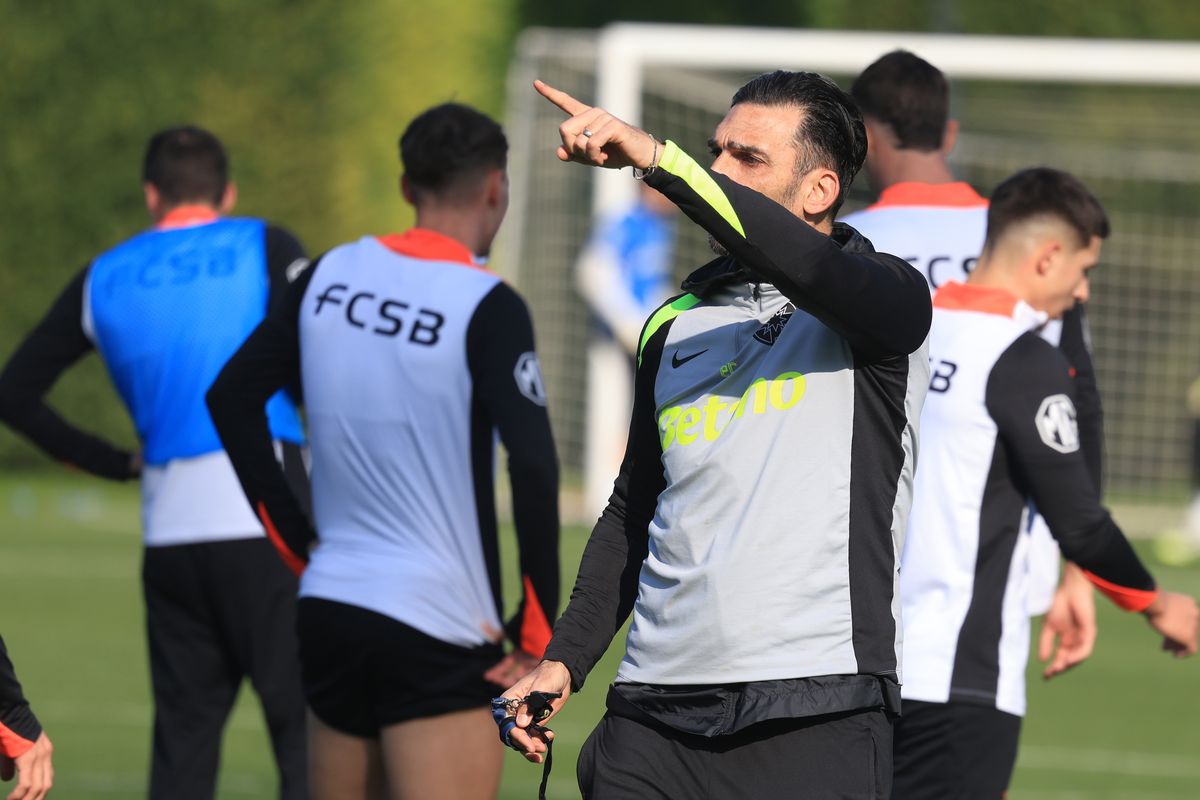 Chinuiți în Antalya » Fotbaliștii de la FCSB, „storși” de Neubert la antrenament! Imagini tari din Turcia