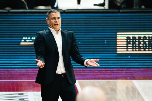 Sașa Nikitovic, antrenorul lui FMP Belgrad, a jucat pentru CSU Sibiu în 2000/Foto: aba-liga.com (Dragana Stjepanovic)