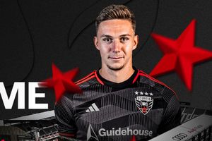 Louis Munteanu, prezentat oficial » DC United a dezvăluit adevărata sumă de transfer: „Record”