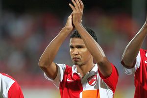 L-am găsit pe venezueleanul care a jucat la Dinamo! A driblat „subiectul Maduro”, apoi s-a dat la povești: „Mircea Rednic? Cu adevărat...” » Românul care i-a rămas la inimă