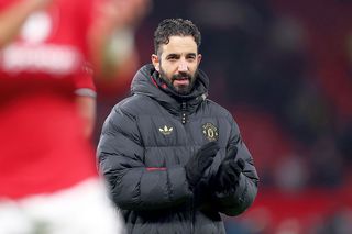 Legenda lui Manchester United ceartă conducerea clubului: „Experimentele trebuie să înceteze”