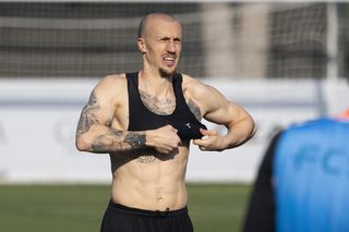 Vlad Chiricheș, apariție de impact în Antalya » Cum impresionează fotbalistul de 36 de ani