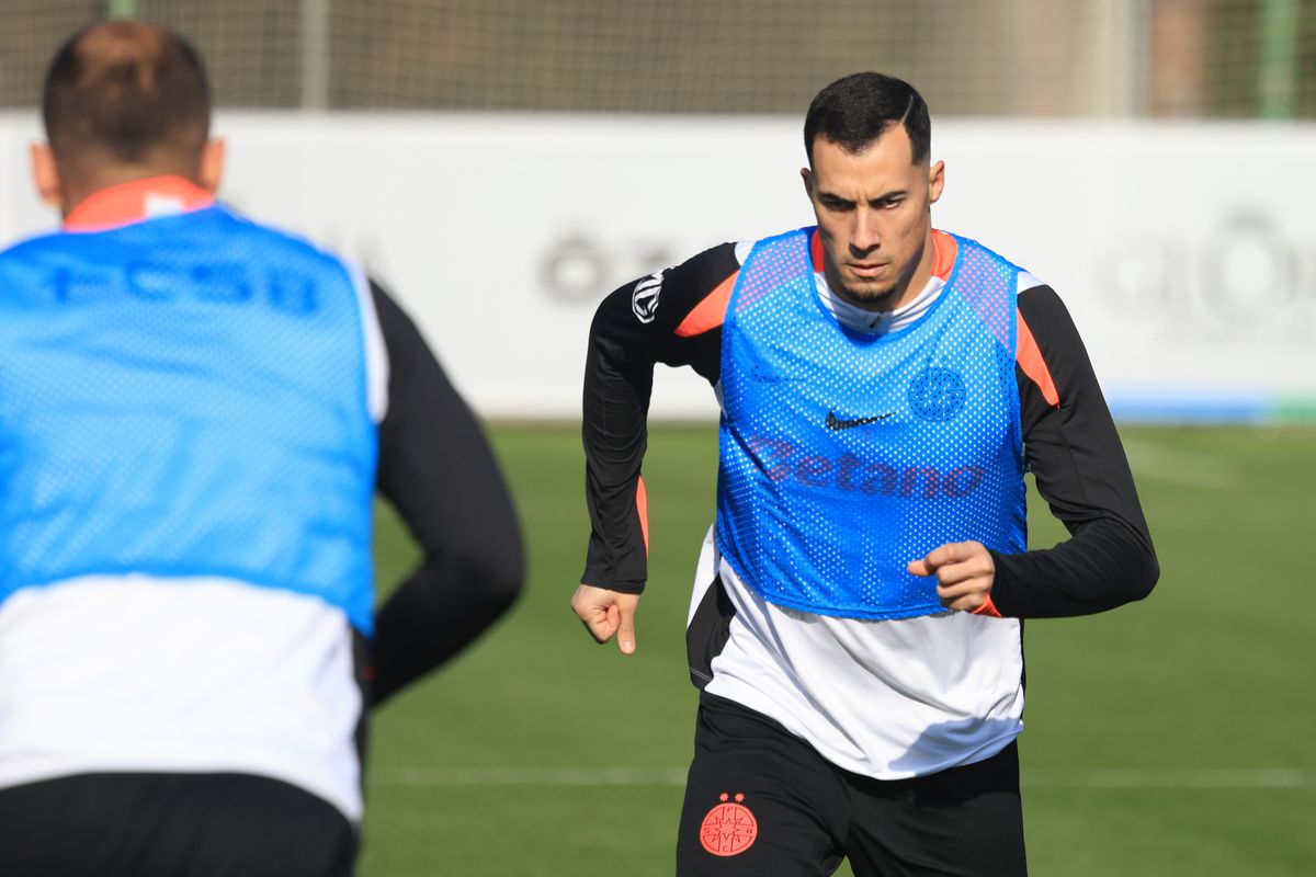 Chinuiți în Antalya » Fotbaliștii de la FCSB, „storși” de Neubert la antrenament! Imagini tari din Turcia