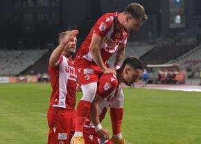 Fostul jucător al lui Dinamo, aflat în același hotel cu „câinii” în Antalya, vorbește despre o posibilă revenire: „A fost locul în care m-am simțit bine.”