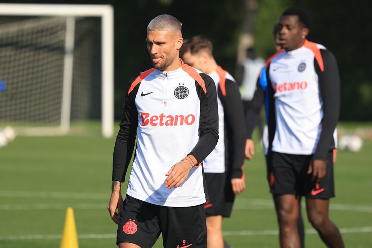 Antrenament FCSB în Antalya, Daniel Bîrligea FOTO: Ionuţ Iordache (GSP)