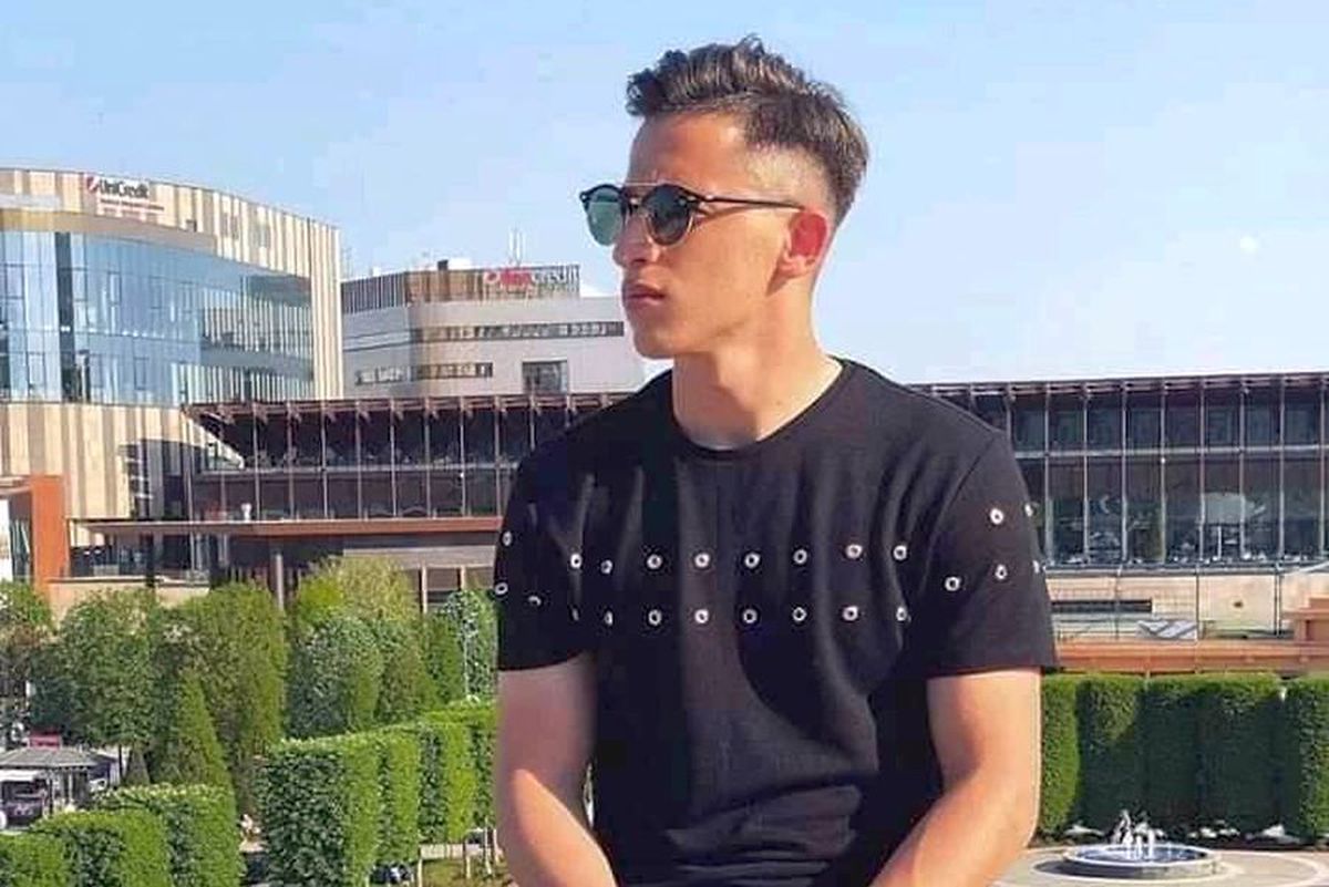 FCSB // VIDEO Valentin Crețu, reacție fabuloasă când a fost întrebat despre superbolidul lui Moruțan: „La vârsta lui, n-aveam nici bicicletă”