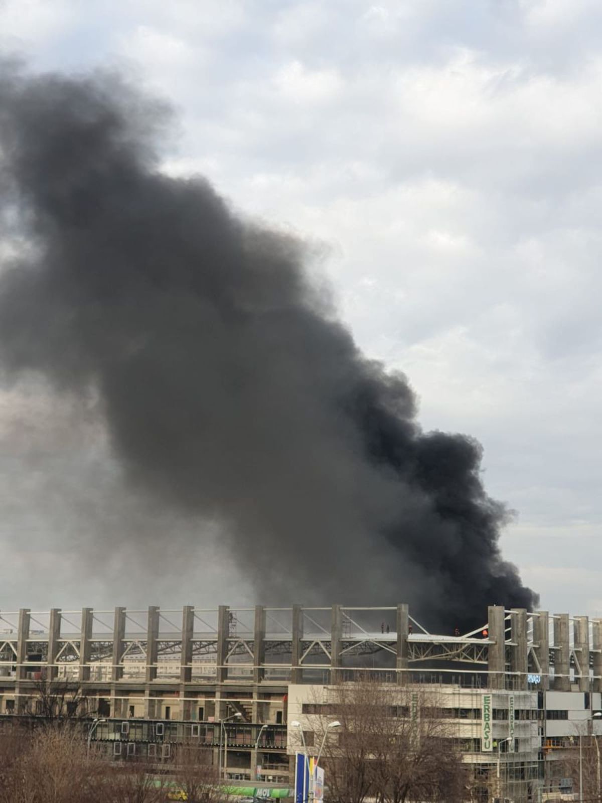 Incendiu în incinta stadionului Giulești