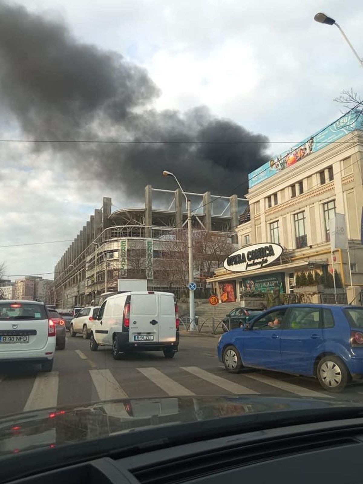 Incendiu în incinta stadionului Giulești