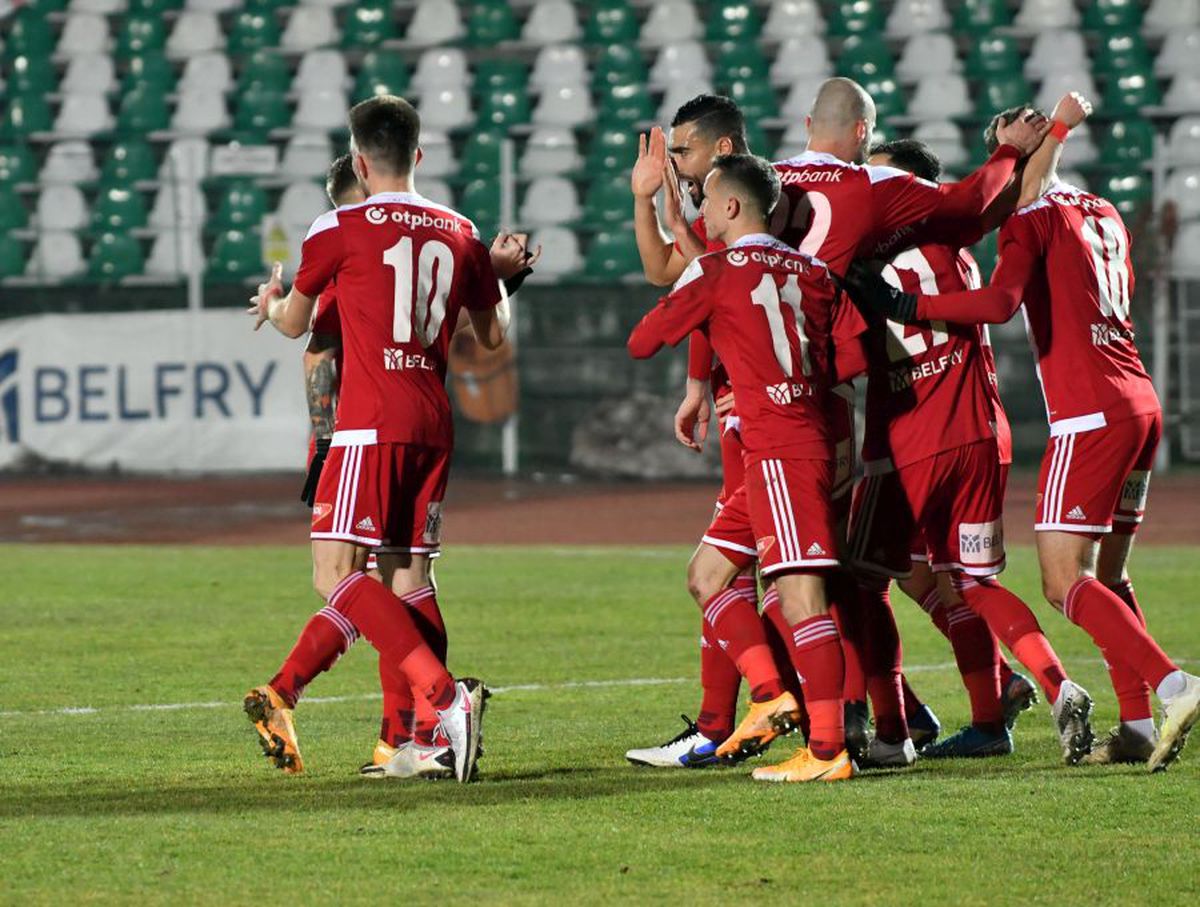 Sepsi - Poli Iași 3-3. FOTO+VIDEO Meci splendid la Sfântu Gheorghe! Oaspeții au egalat în ultima secundă, după ce au fost conduși la două goluri